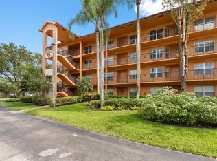571 SW 142nd Ave APT 101O, Pembroke Pines, FL 33027