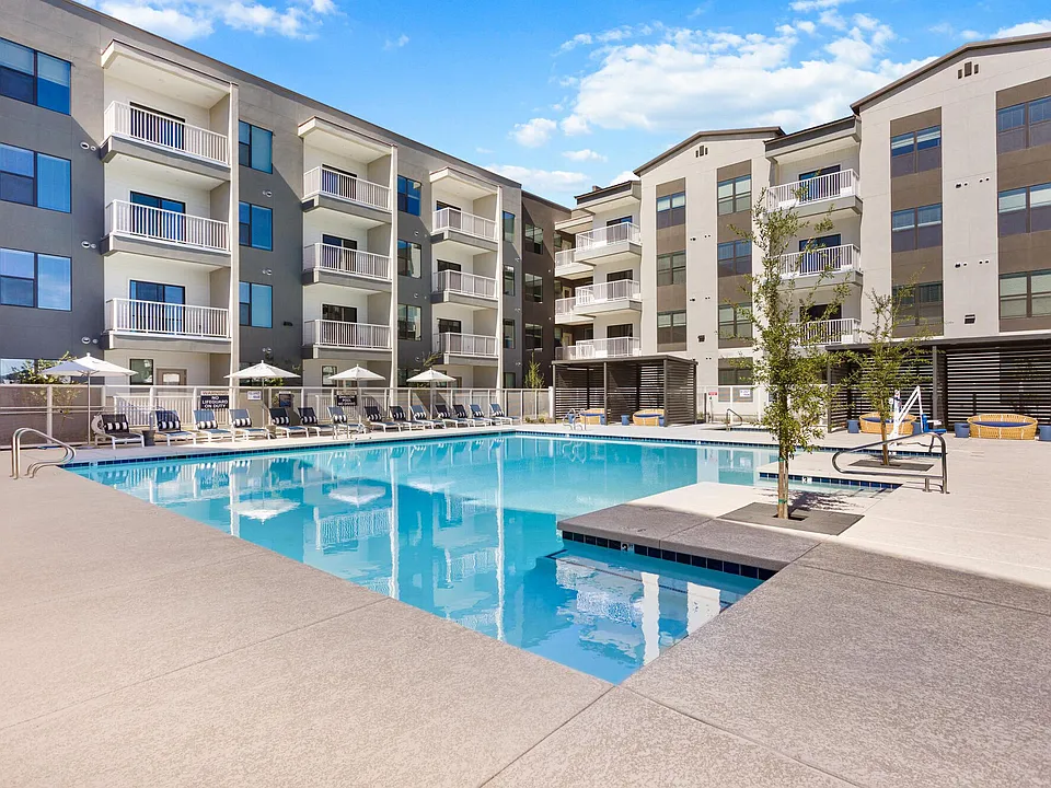 Alta Rise apartments community photo