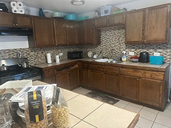 3rd image of 362 Concord Dr