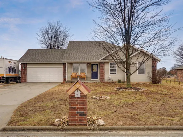 657 Birchwood Street, Marshfield, MO 65706