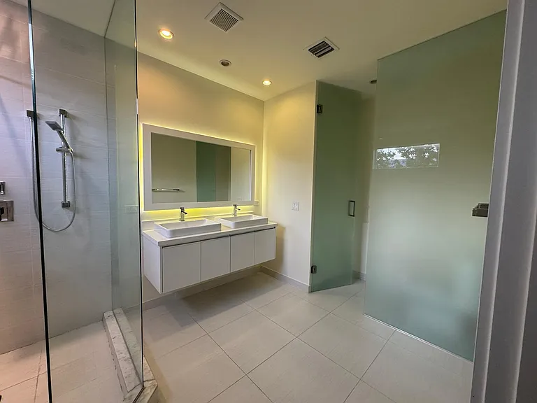 6361 NW 103rd Psge — Photo 40