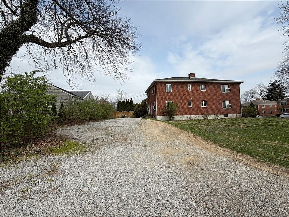 2nd image of 2825 San Rae Dr
