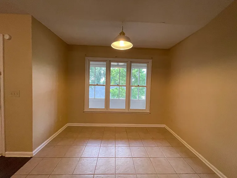 2804 Partridge Ln — Photo 11