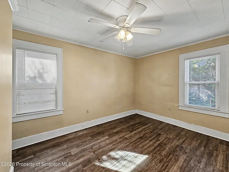 1614 Linden St #A — Photo 8