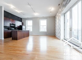 2403 W North Ave #300, Chicago, IL 60647
