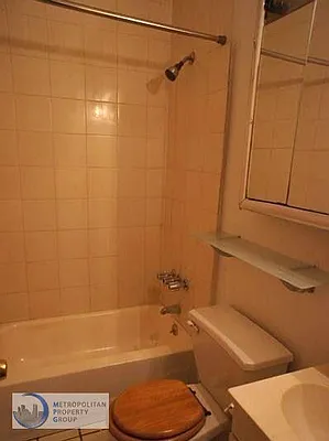 Rented by Metropolitan Property Group | media 11