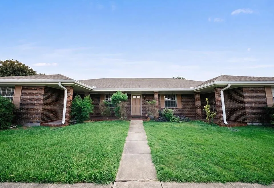 1422 Carrollton Ave