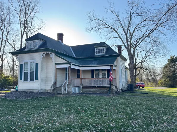 500 Cane Ridge Rd, Paris, KY 40361
