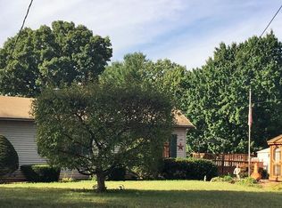 13 Montclair St, Chicopee, MA 01013