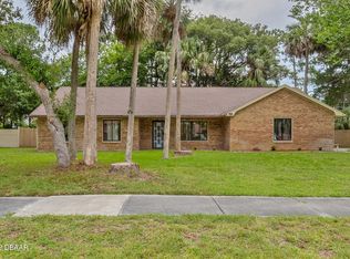 413 Pelican Bay Dr, Daytona Beach, FL 32119