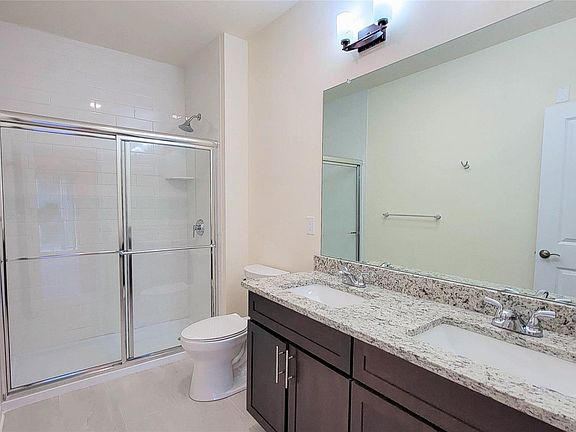 4th image of 260 Main St Unit 14