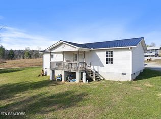 90 Luminary Firetower Rd, Spring City, TN 37381