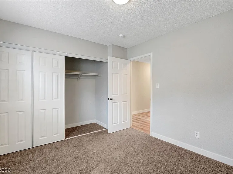 1784 Crest Ave — Photo 15