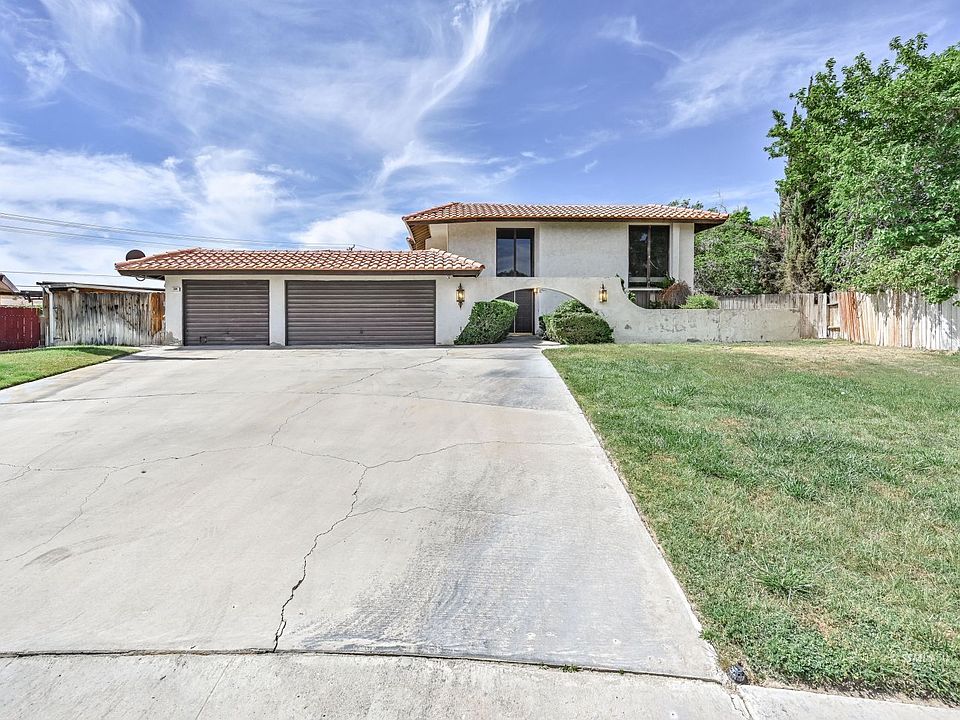 1st image of 504 N Las Posas St