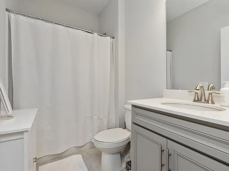 147 Heathbrook Ln — Photo 16