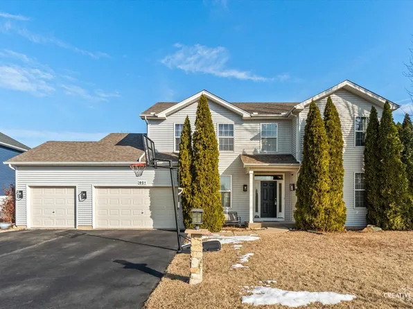 951 Canyon Trail Ct, Yorkville, IL 60560