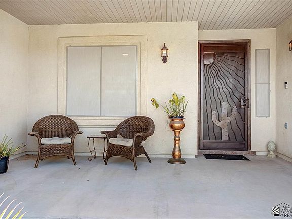 4th image of 3786 S Sage Ave