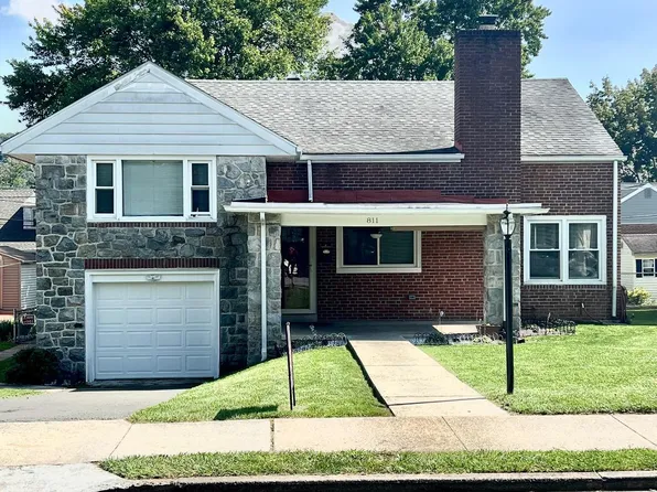 811 N 25th St, Reading, PA 19606