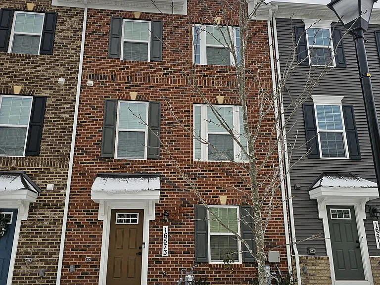16573 Fife Way — Photo 5