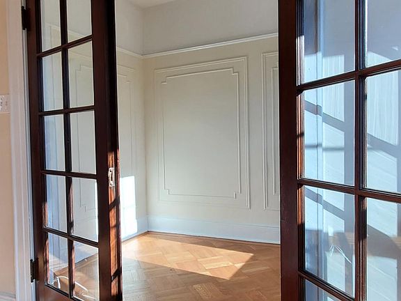 2nd image of 6405 Eliot Ave Floor 2