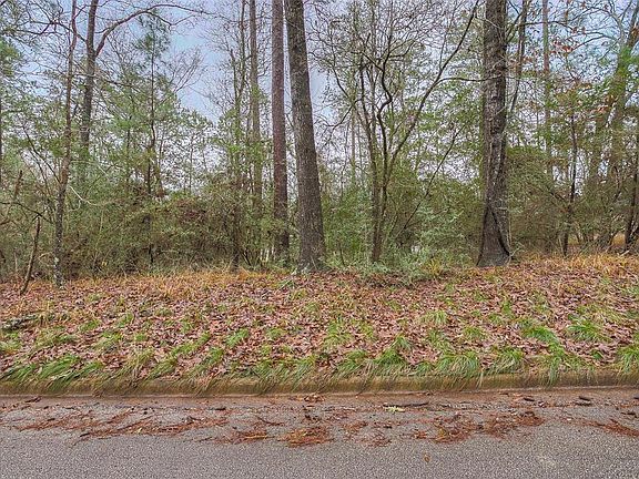 3rd image of 1840 E Lake Dr