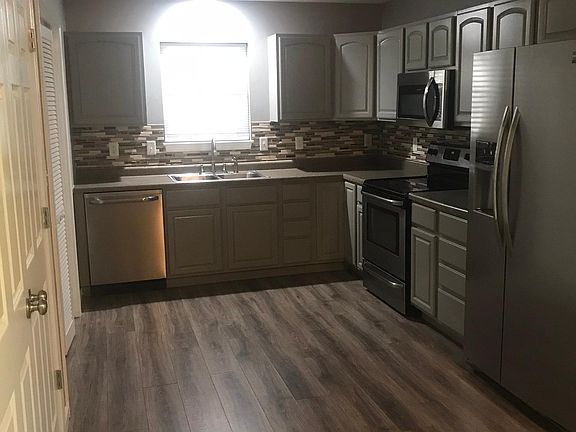 5th image of 5610 Forest Manor Ave
