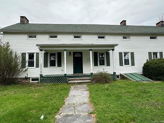 5th image of 17 Kelly Ln #A1