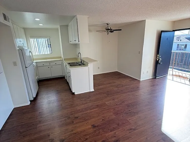 1232 Lodi Pl — Photo 3