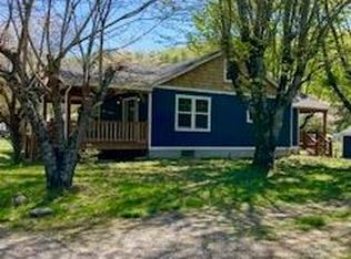 94 Spalding Rd, Sylva, NC 28779