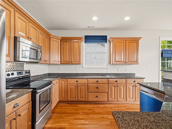 4th image of 7040 Berringer Ct