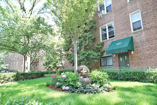Rented by J A K Realty Inc | media 15