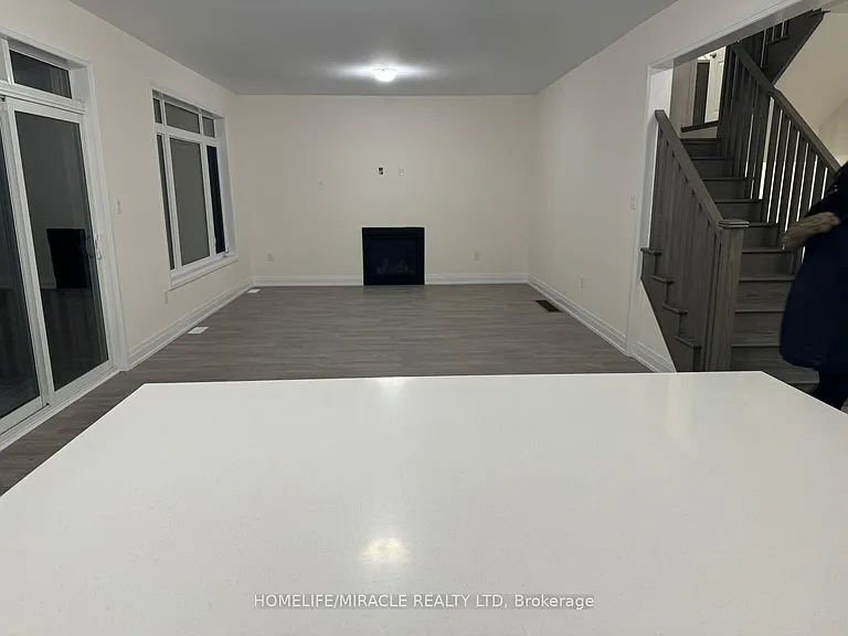 50 Daisy St — Photo 15