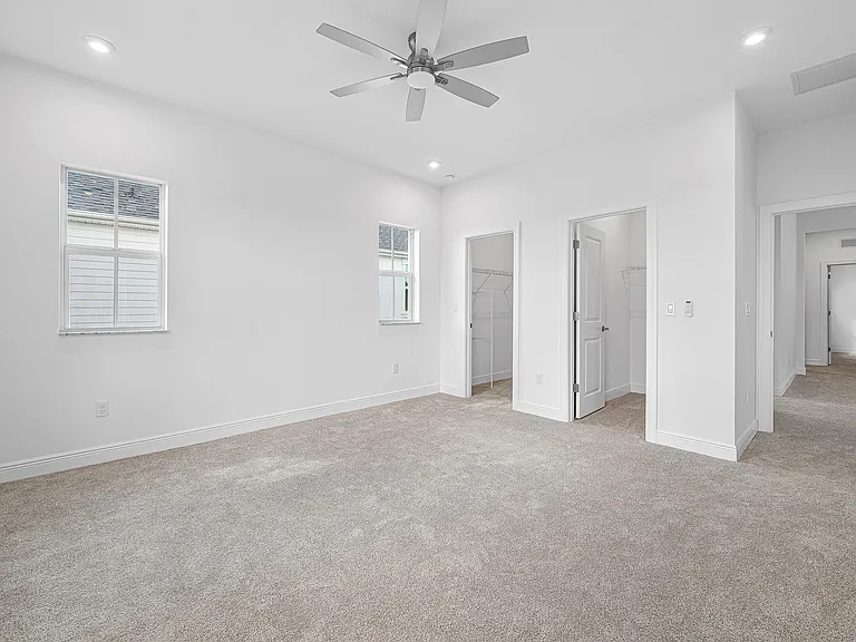 10720 SW Pioneer Pkwy — Photo 37