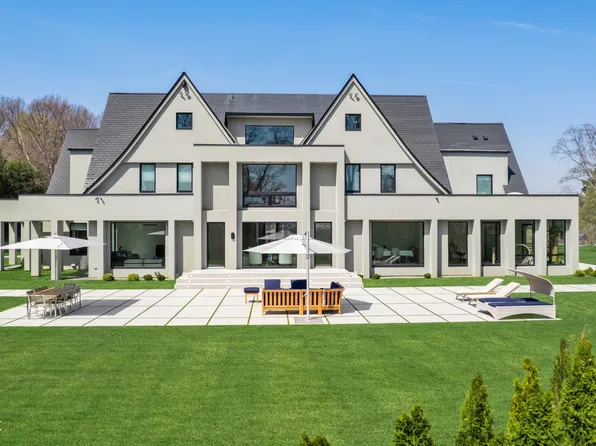 16 Doubling Rd, Greenwich, CT 06830