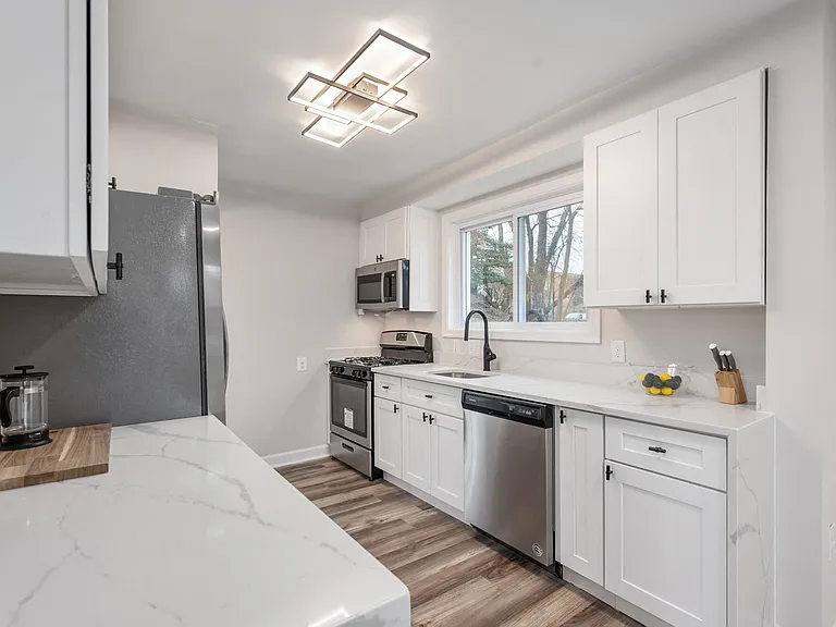2816 Schooley Dr — Photo 18