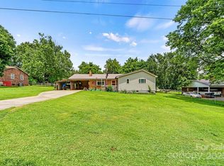 141 Porter Rd, Statesville, NC 28625