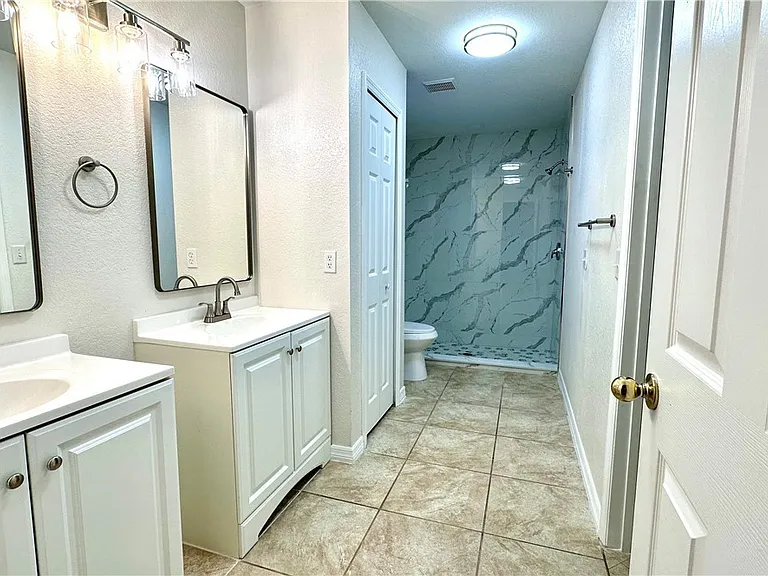 213 SE 24th Ave — Photo 7