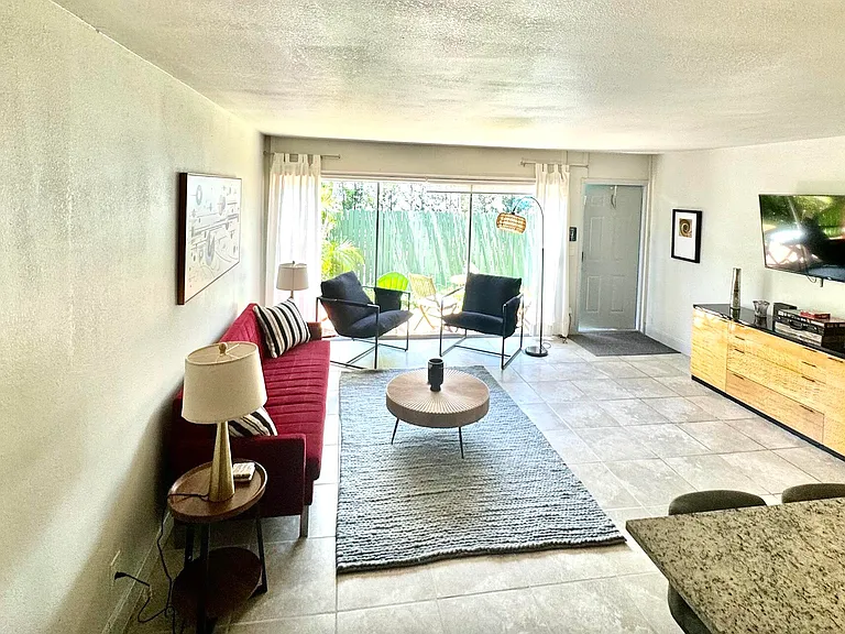 3725 S Olive Ave #A — Photo 1