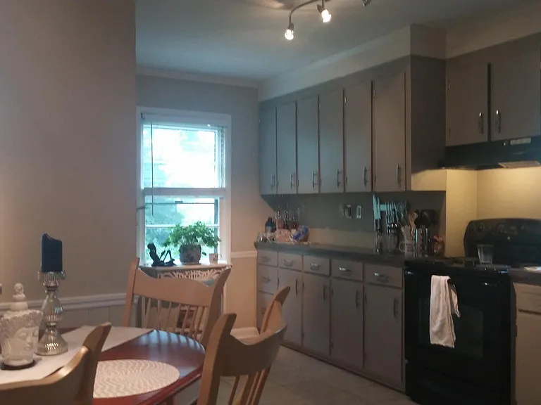 320 Cutler St — Photo 9