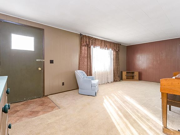 3rd image of 6175 E West Ave