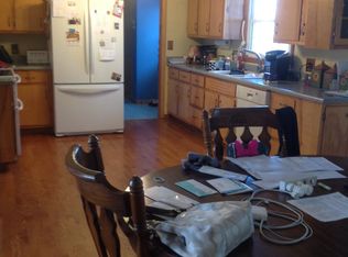 14 Eastview Dr, Sullivan, IL 61951