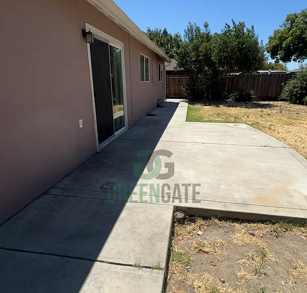 2305 Rose Ave — Photo 25