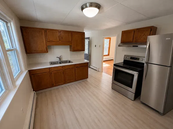 14-16 Maple Ter, Three Rivers, MA 01080