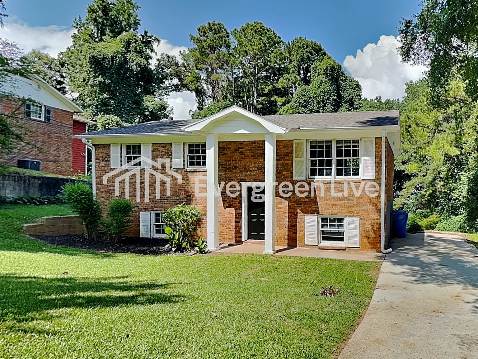 5 bed, 2.0 bath, 1000 sqft, $1,795 — Photo 1