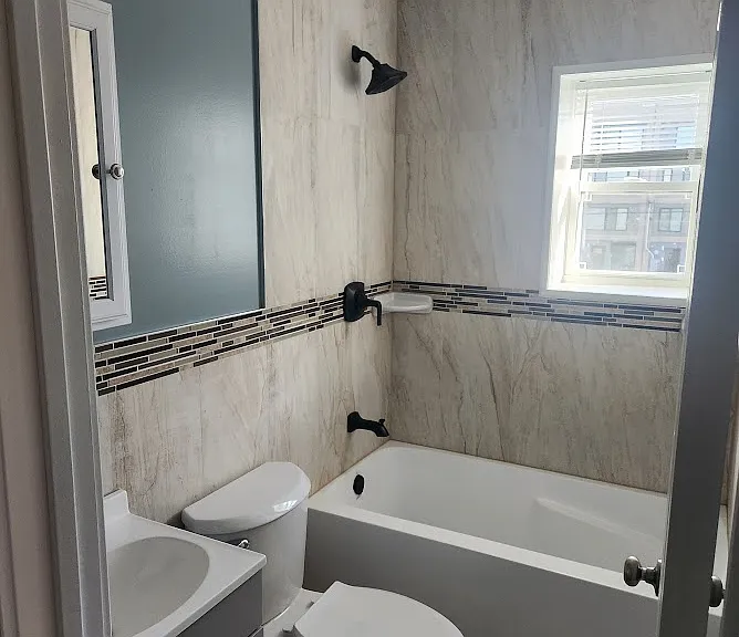 1933 E Huntingdon St #2 — Photo 11