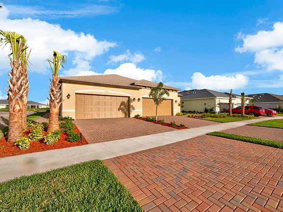 3rd image of 11189 SW Winding Lakes Cir