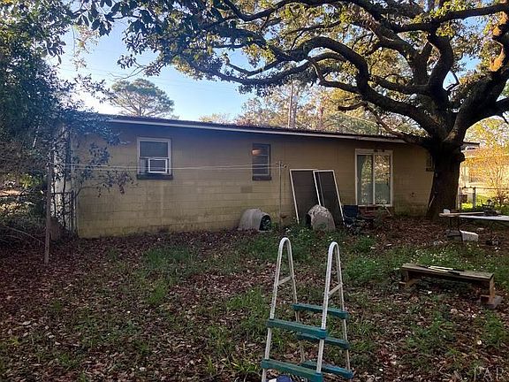 2nd image of 5500 Clearwater Ave