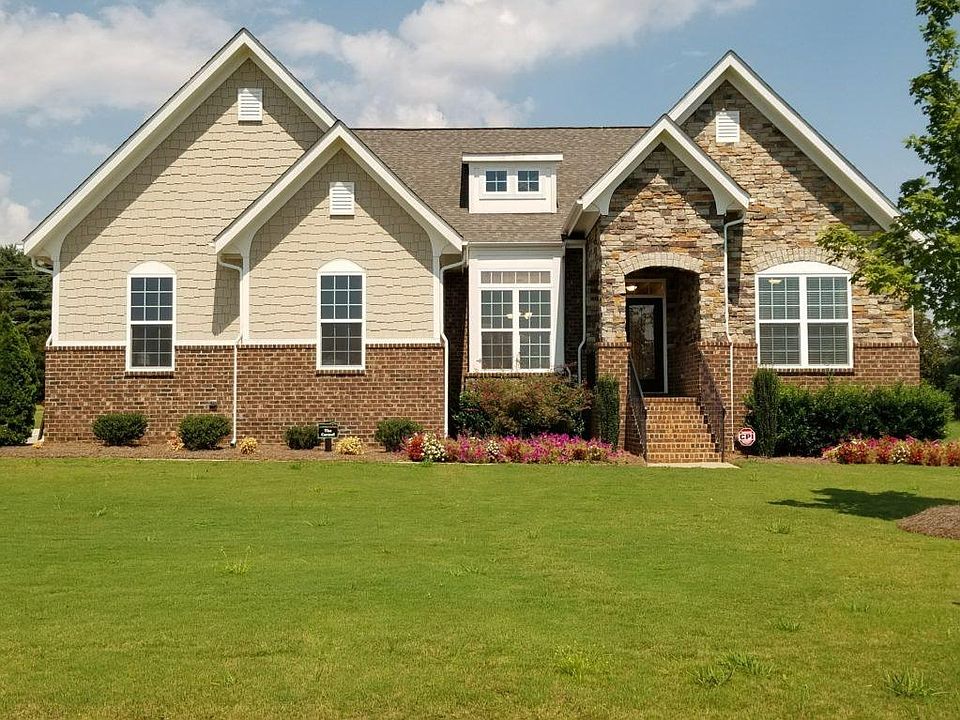 1st image of 2129 Belle Regal Cir