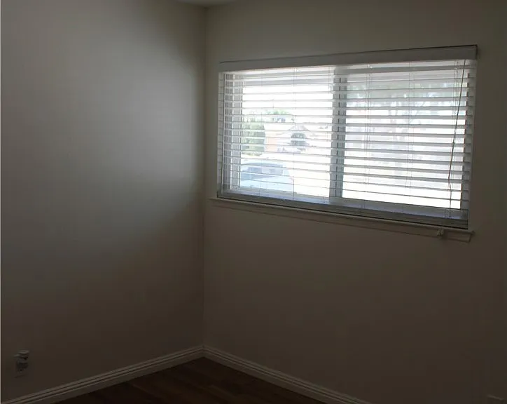 5192 Robinwood Dr — Photo 14