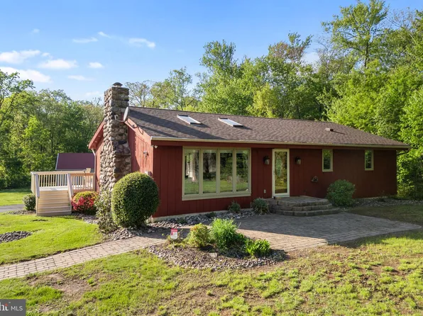 711 Clymer Ave, Sellersville, PA 18960